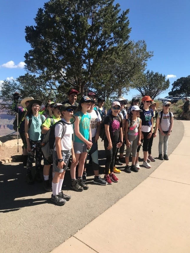 Middle School Group Picture: Grand Canyon